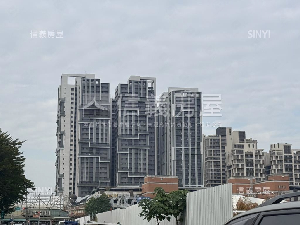 真＊平轉Ｇ２６商辦房屋室內格局與周邊環境