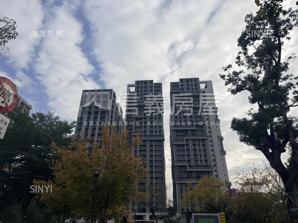 真＊平轉Ｇ２６商辦房屋室內格局與周邊環境