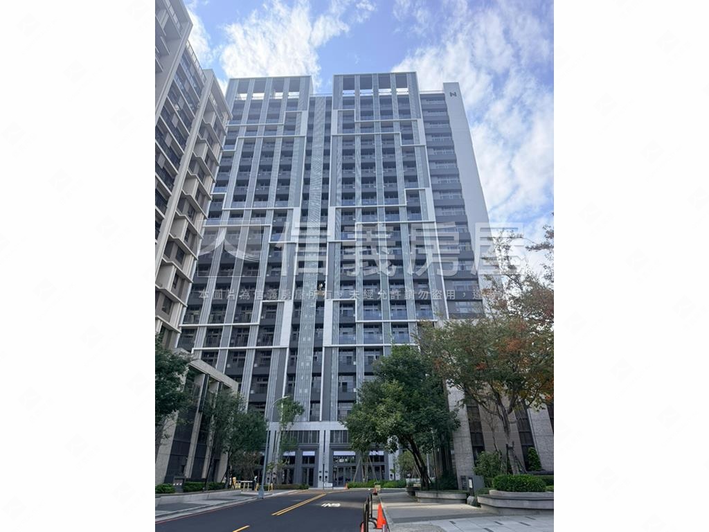 真＊平轉Ｇ２６商辦房屋室內格局與周邊環境