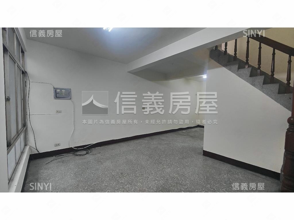 大里塗城臨路透天房屋室內格局與周邊環境