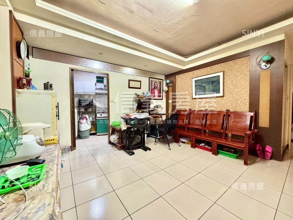 專任忠孝夜市溫馨三房房屋室內格局與周邊環境