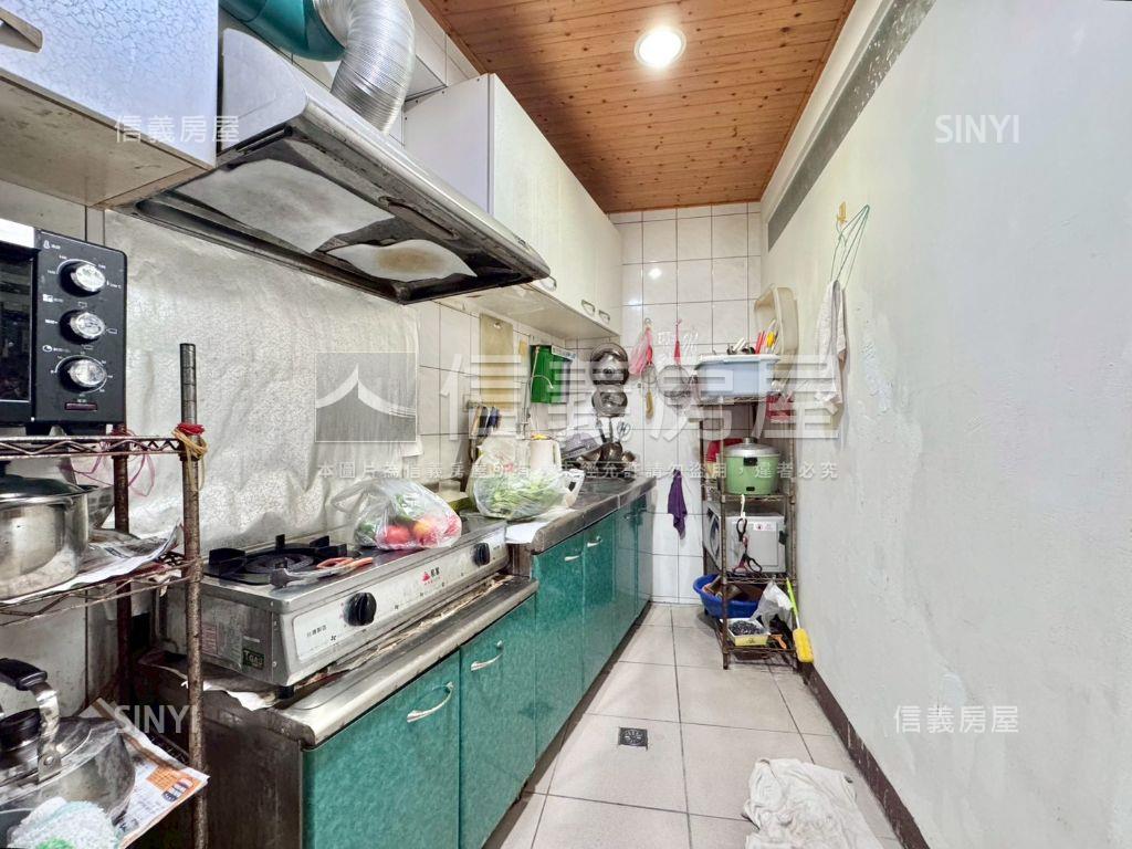 專任忠孝夜市溫馨三房房屋室內格局與周邊環境