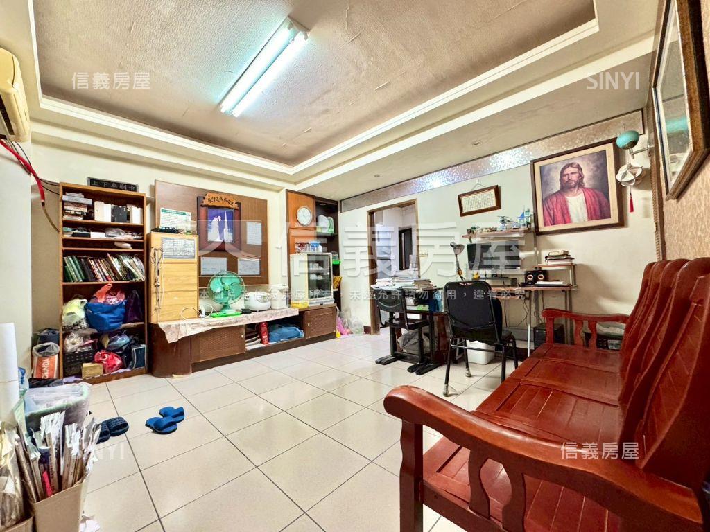 專任忠孝夜市溫馨三房房屋室內格局與周邊環境