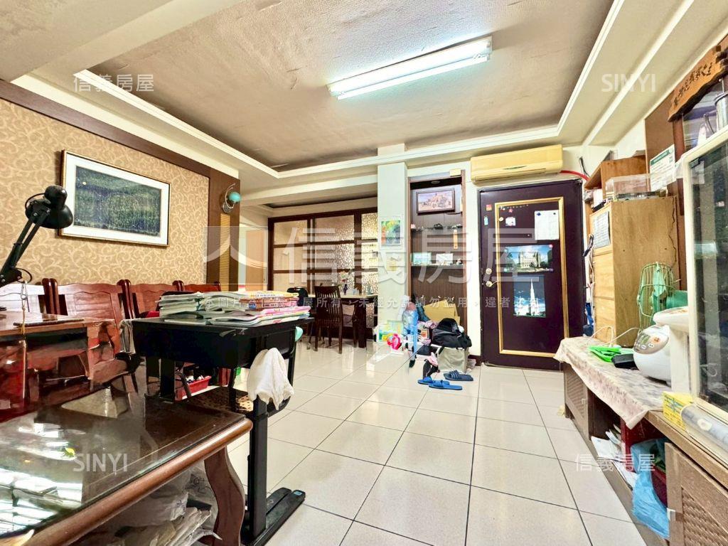 專任忠孝夜市溫馨三房房屋室內格局與周邊環境