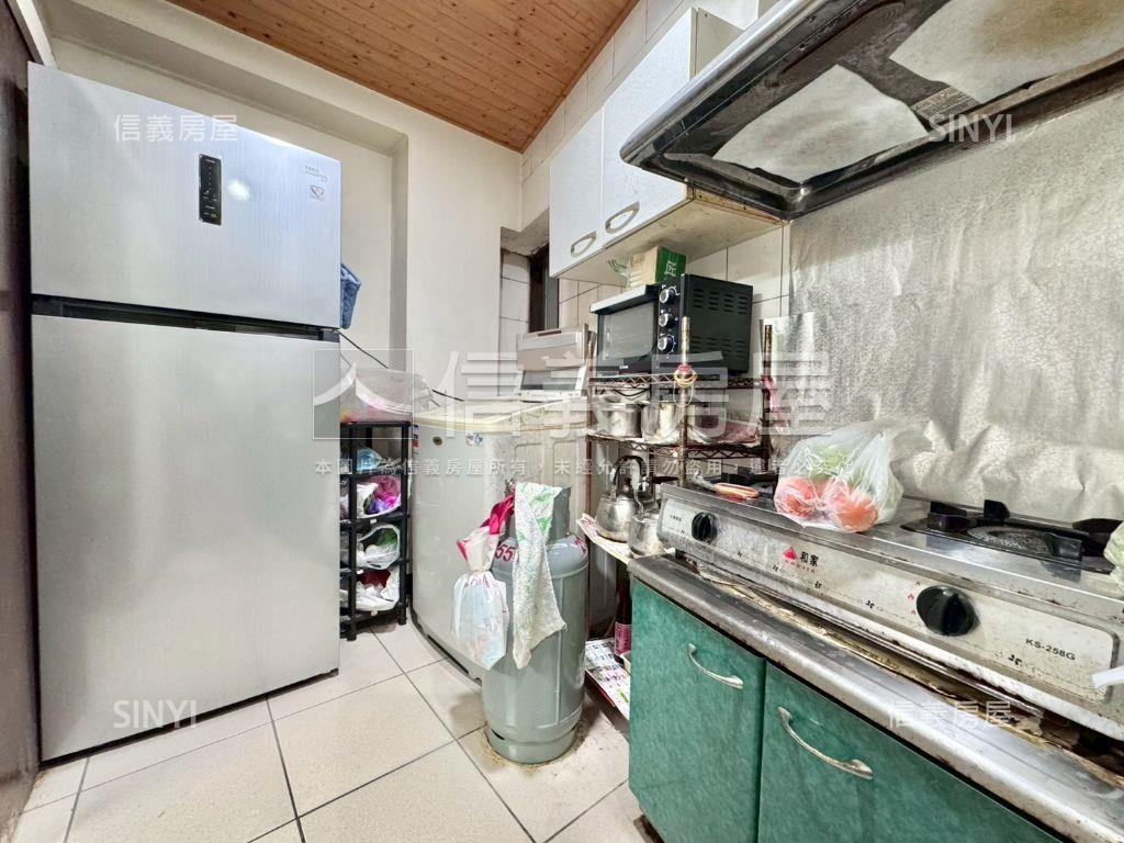 專任忠孝夜市溫馨三房房屋室內格局與周邊環境