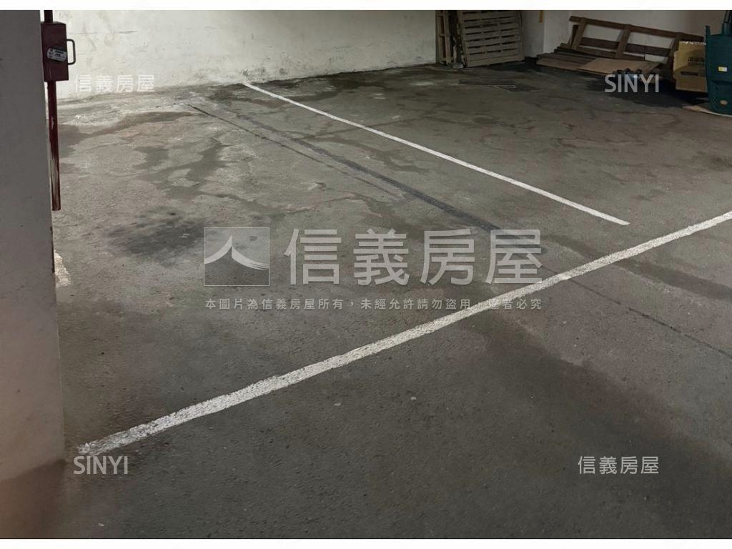 南屯區視野三房三衛浴房屋室內格局與周邊環境