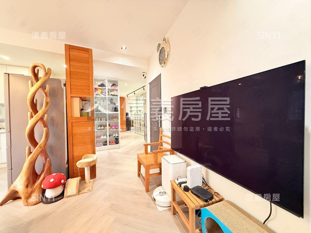 近捷運精美裝潢三樓房屋室內格局與周邊環境