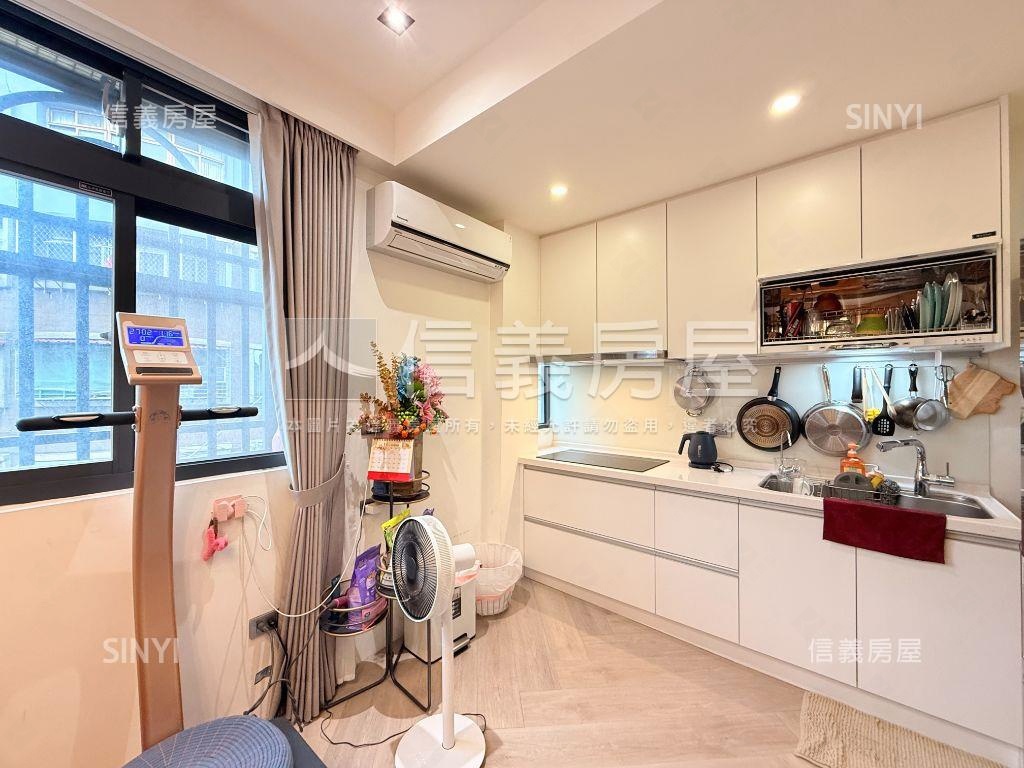 近捷運精美裝潢三樓房屋室內格局與周邊環境