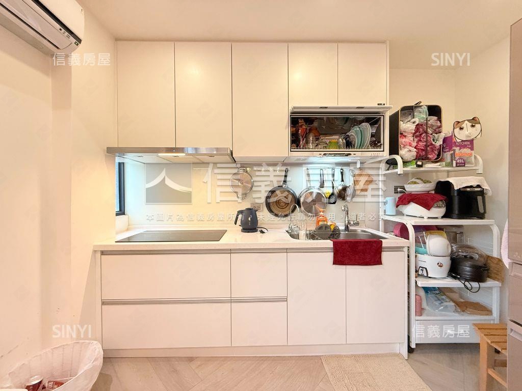 近捷運精美裝潢三樓房屋室內格局與周邊環境