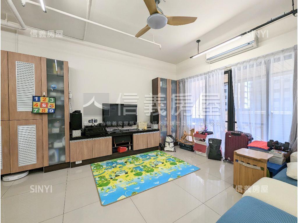 皇翔玉鼎。似庭院大空間房屋室內格局與周邊環境