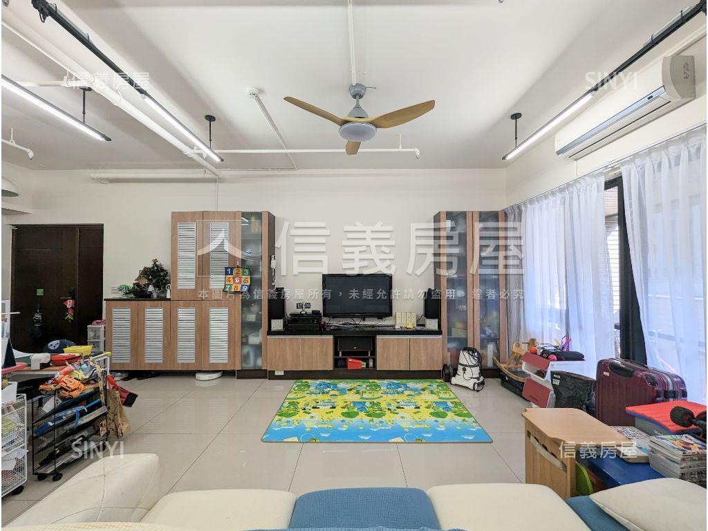 皇翔玉鼎。似庭院大空間房屋室內格局與周邊環境