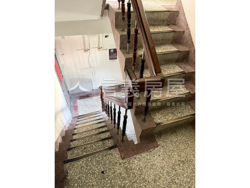 近大成國小３樓美寓房屋室內格局與周邊環境