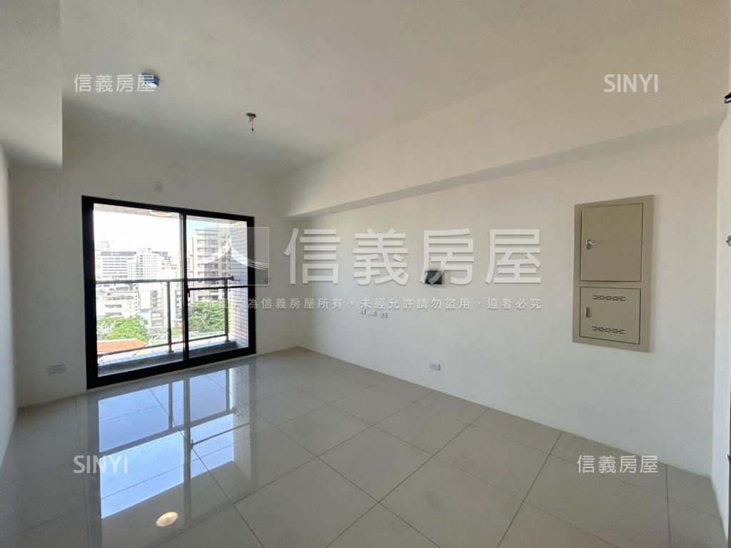 璞樹謙里高樓視野三房平車房屋室內格局與周邊環境