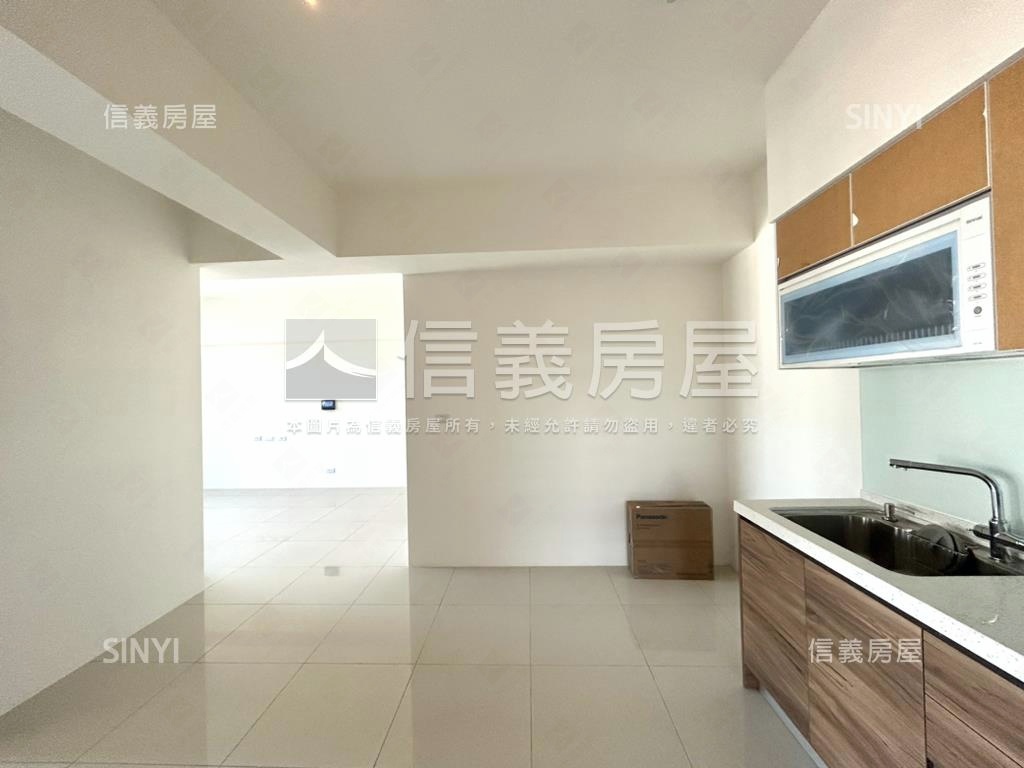 璞樹謙里高樓視野三房平車房屋室內格局與周邊環境