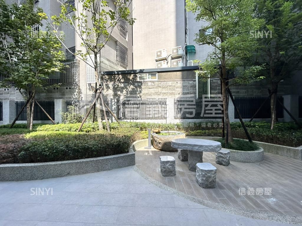 璞樹謙里高樓視野三房平車房屋室內格局與周邊環境