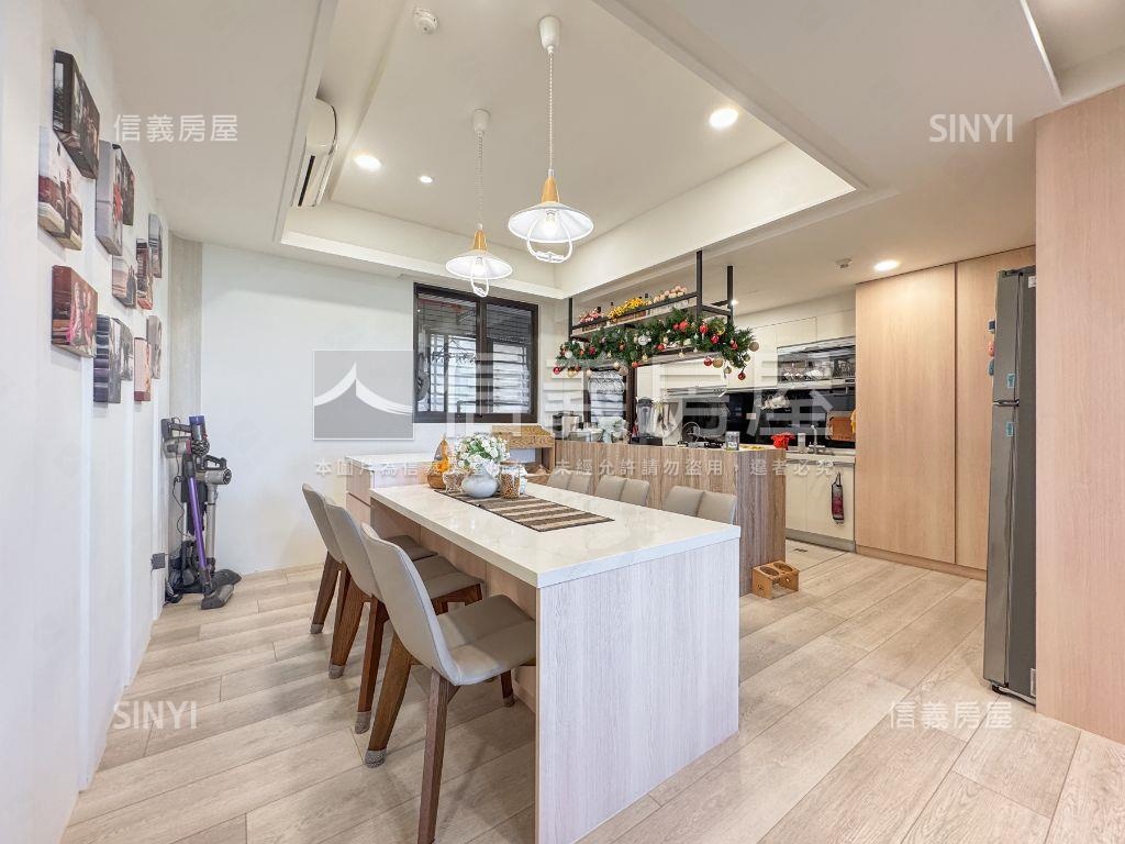 時尚鉑晶精美大兩房房屋室內格局與周邊環境