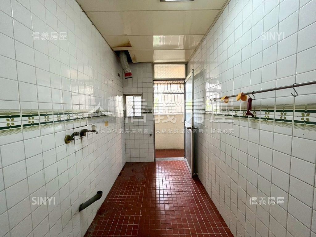 近中興大學★國泰二樓公寓房屋室內格局與周邊環境