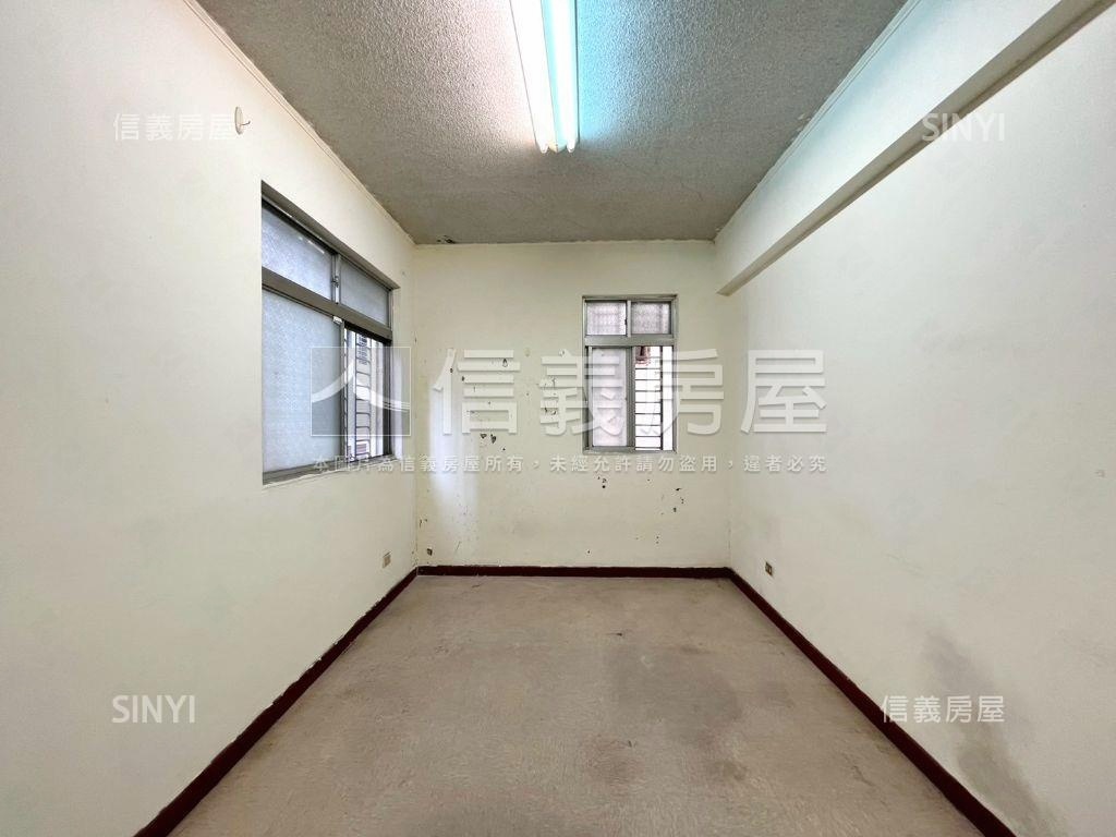 近中興大學★國泰二樓公寓房屋室內格局與周邊環境
