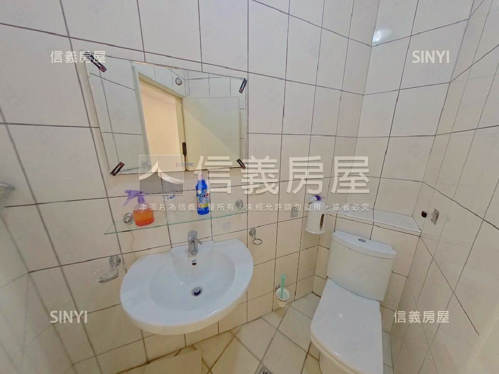 天府路臨路金透店房屋室內格局與周邊環境