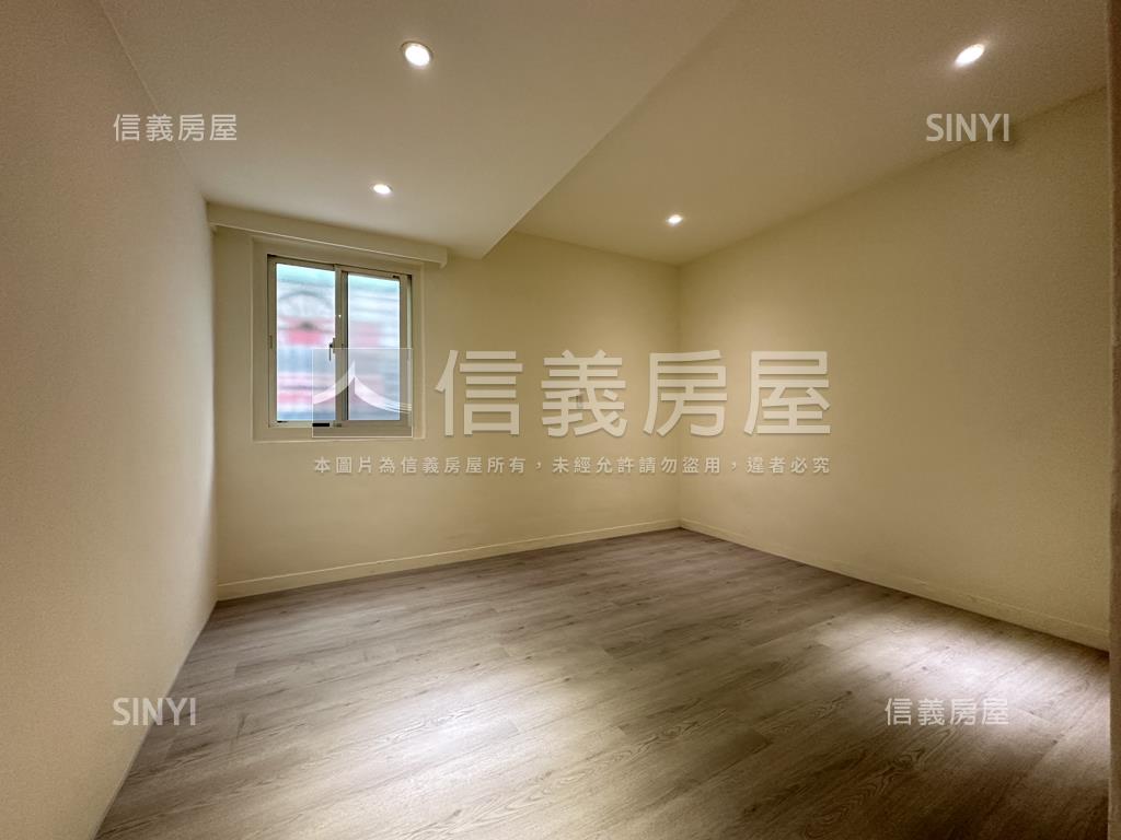 三面採光２樓捷運宅房屋室內格局與周邊環境