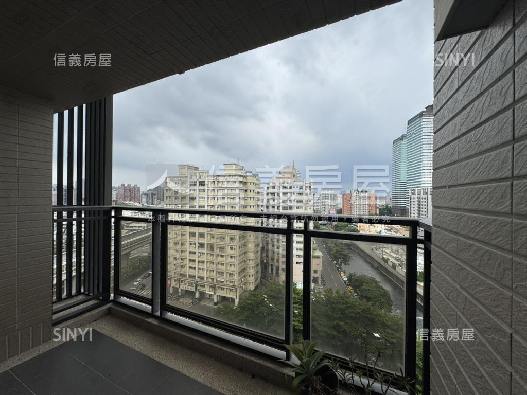 悠森學三房平車裝潢美屋房屋室內格局與周邊環境