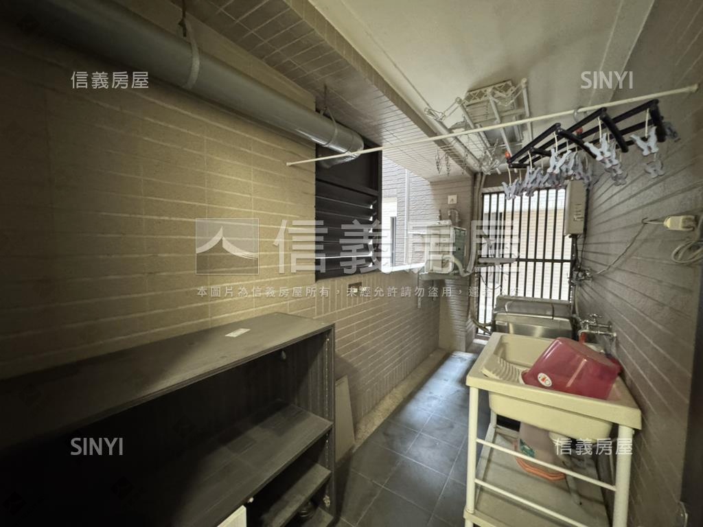 悠森學三房平車裝潢美屋房屋室內格局與周邊環境