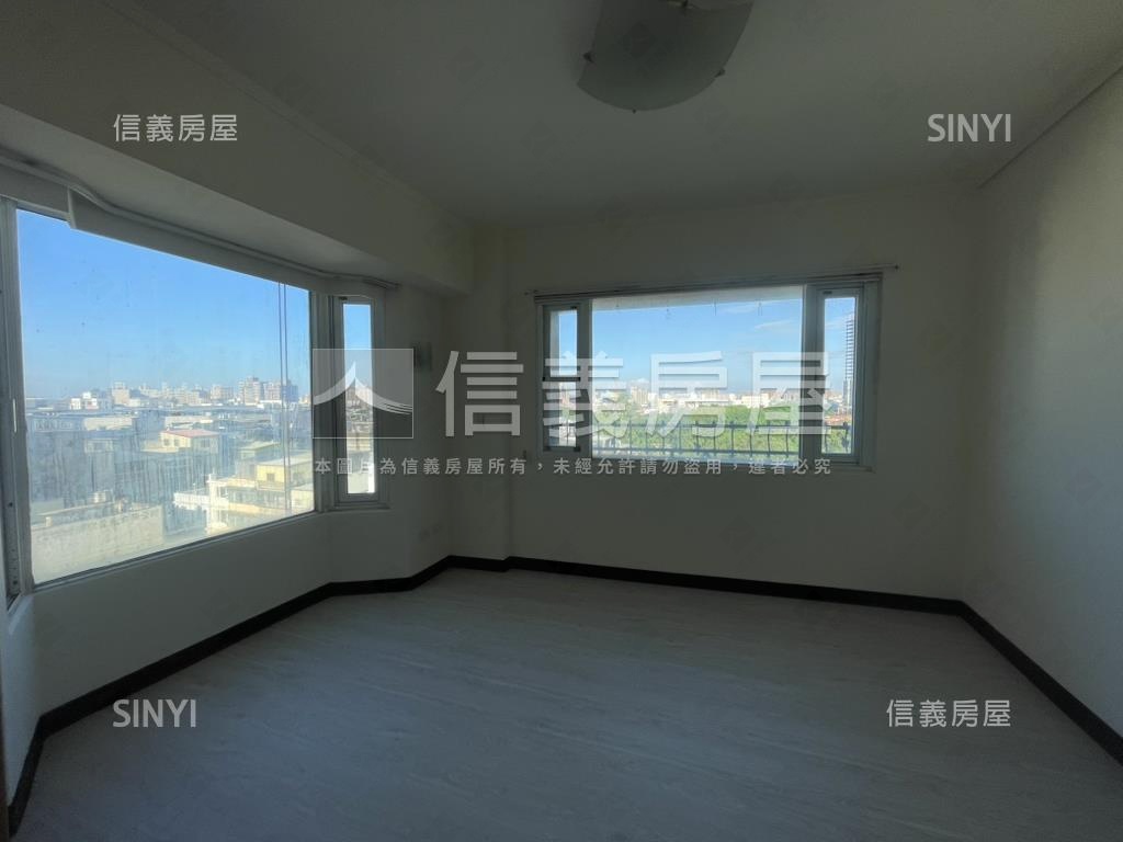 中壢三房有車位房屋室內格局與周邊環境