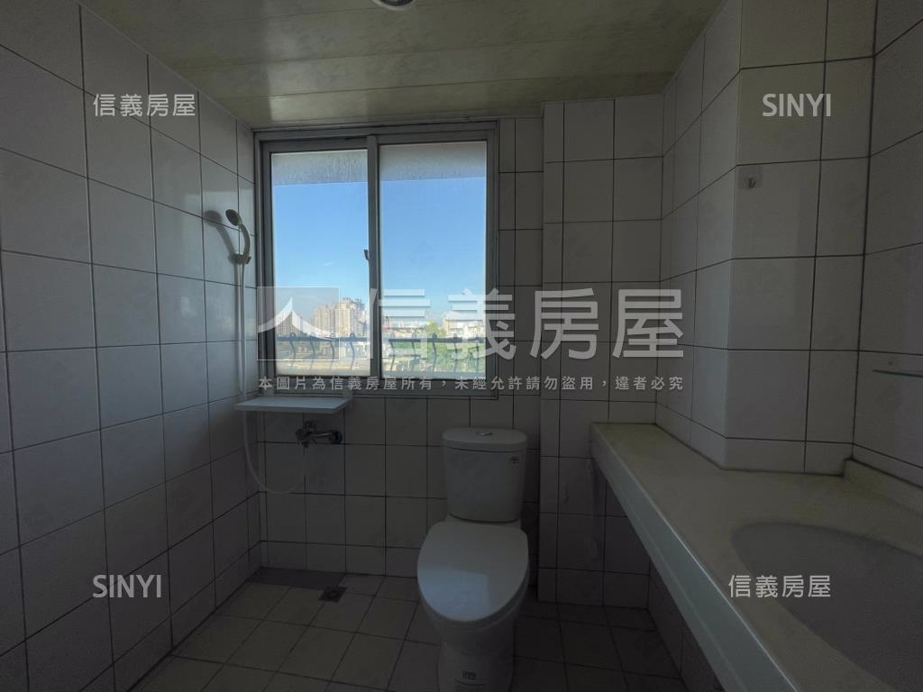 中壢三房有車位房屋室內格局與周邊環境