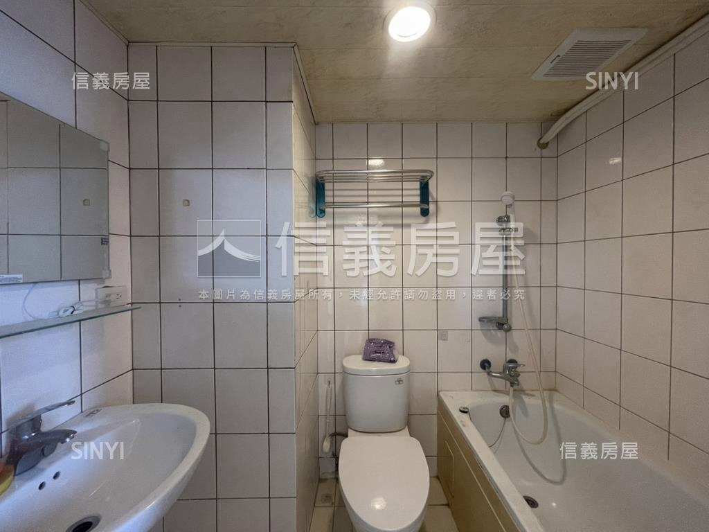 中壢三房有車位房屋室內格局與周邊環境