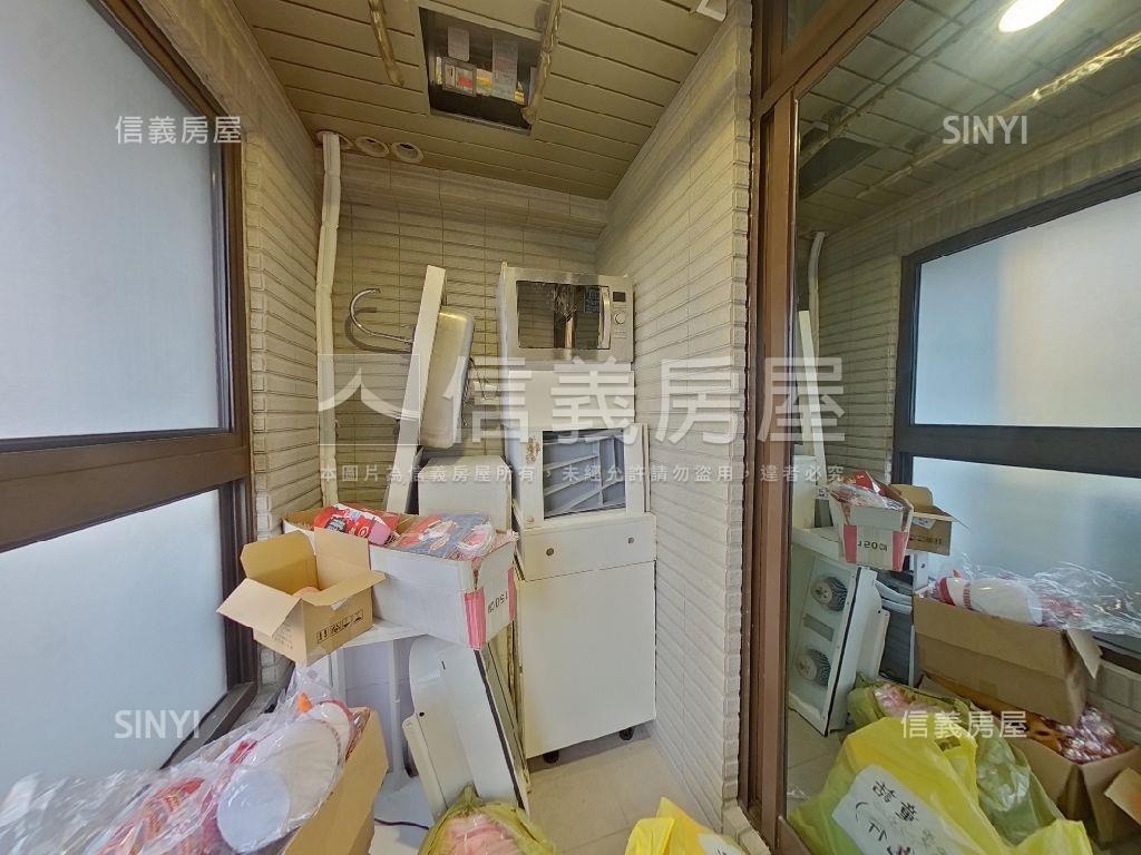 伯爵花園金店面房屋室內格局與周邊環境