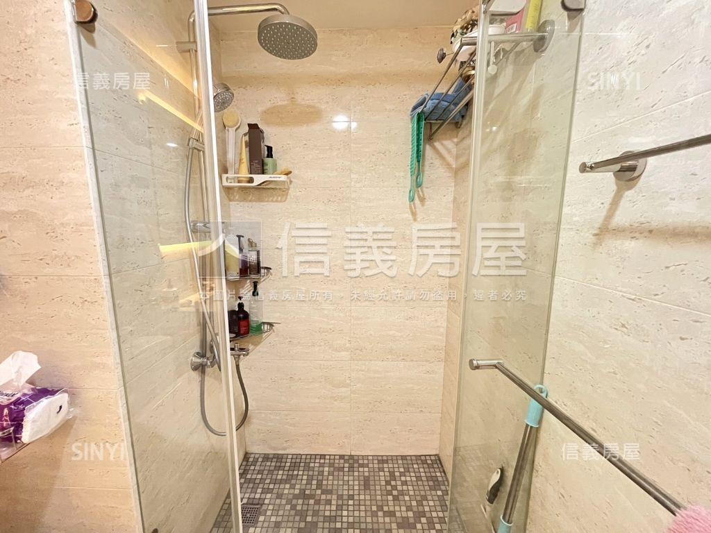大悅高樓漂亮宅房屋室內格局與周邊環境