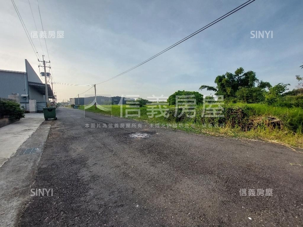 關廟約７９０坪方正農舍地房屋室內格局與周邊環境