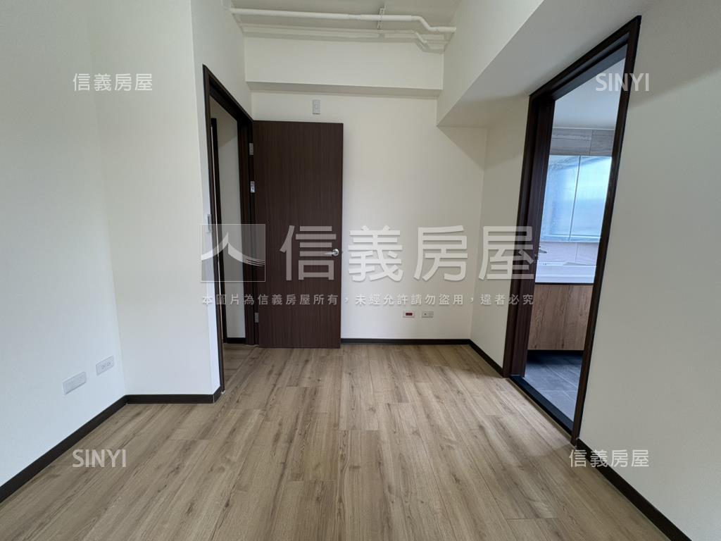 中研首席優質３房房屋室內格局與周邊環境