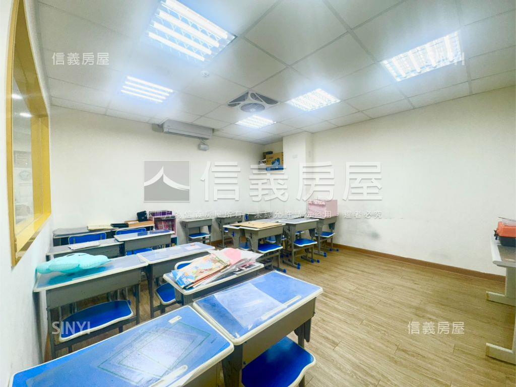 石園新城★紀念堂稀有店面房屋室內格局與周邊環境