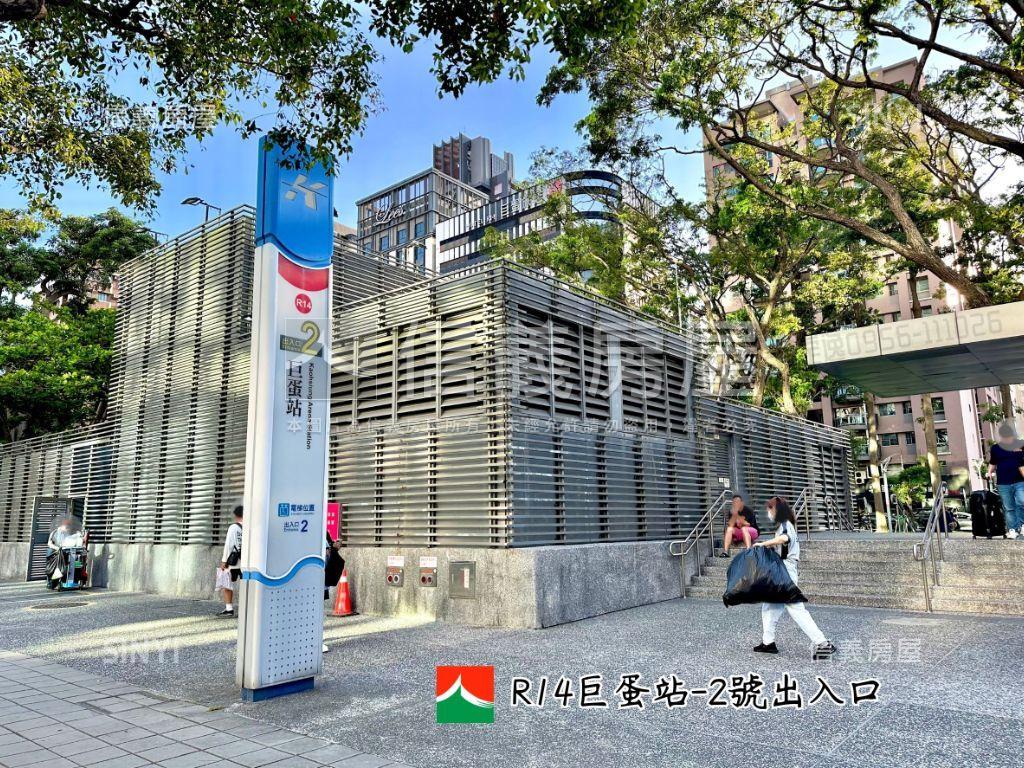 凹子底巨蛋稀有收租三角窗房屋室內格局與周邊環境