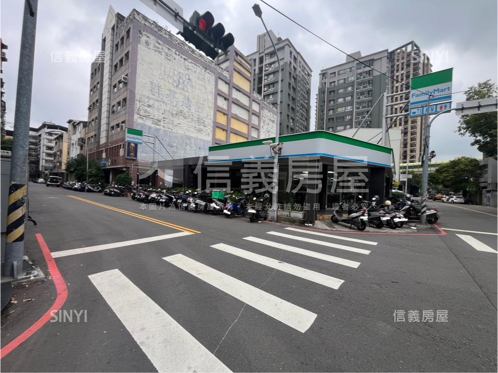 近中清路角間店面稀有釋出房屋室內格局與周邊環境