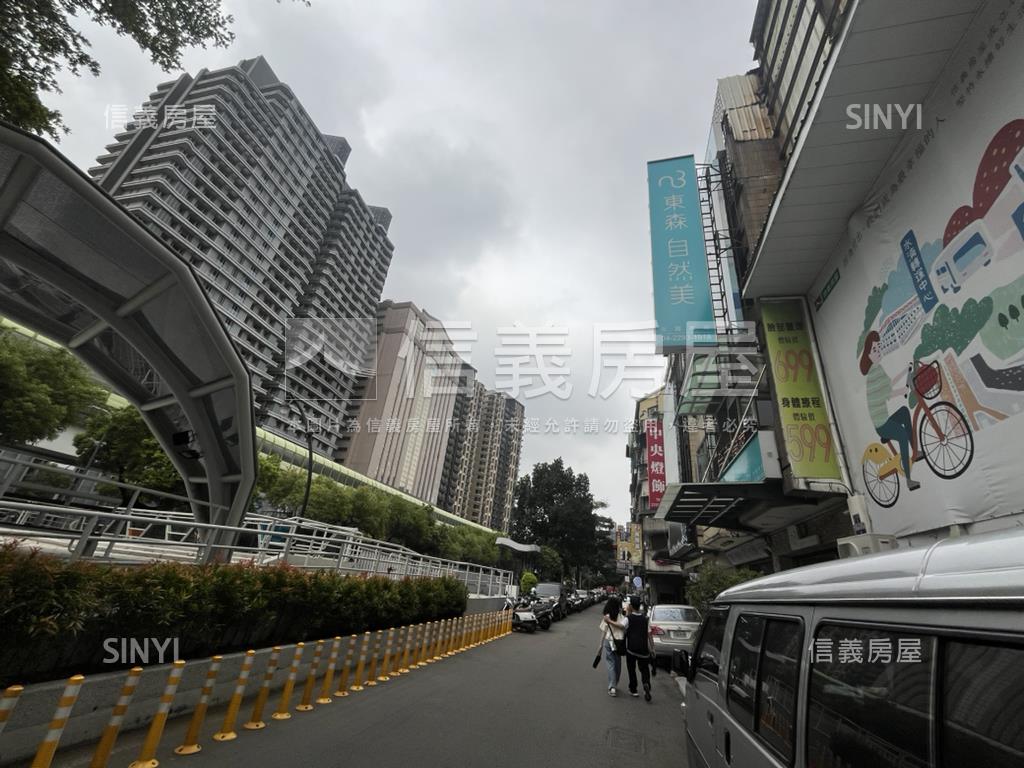 近中清路角間店面稀有釋出房屋室內格局與周邊環境