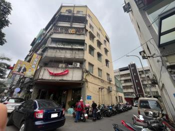近中清路角間店面稀有釋出