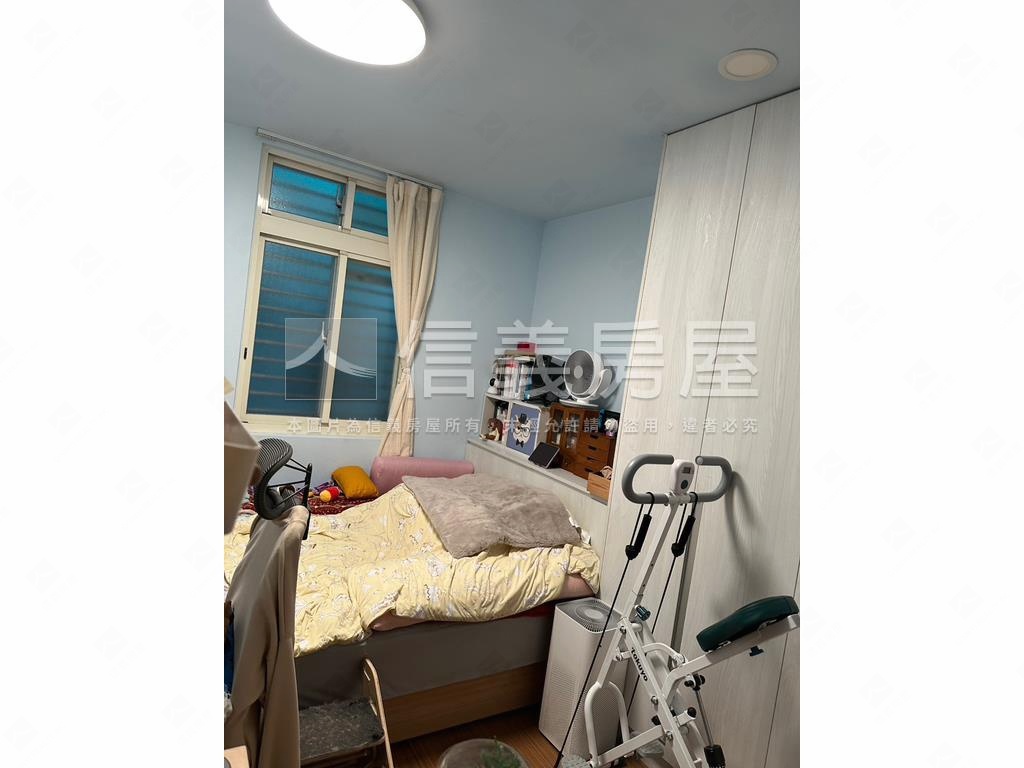 新樹裝潢美透天房屋室內格局與周邊環境