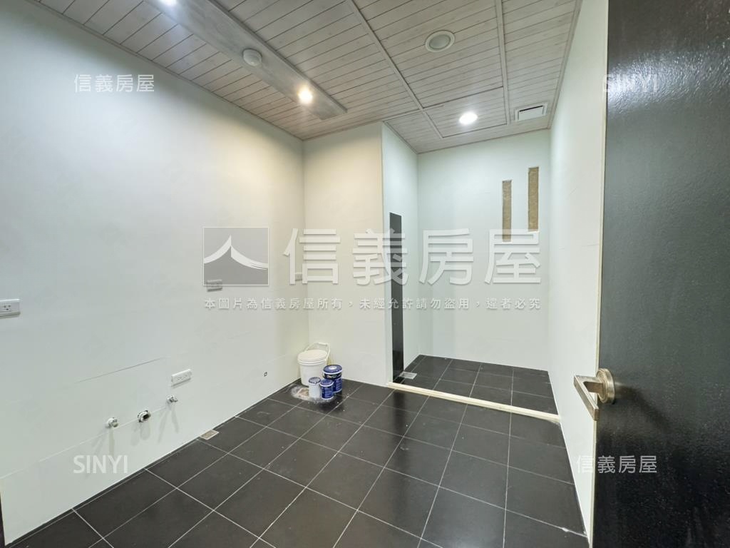 寶祥縣寶寬敞辦公空間房屋室內格局與周邊環境