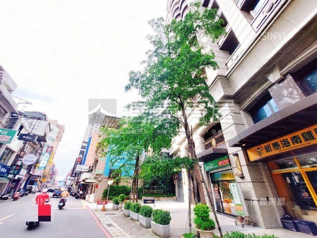 傳家尊爵房屋室內格局與周邊環境