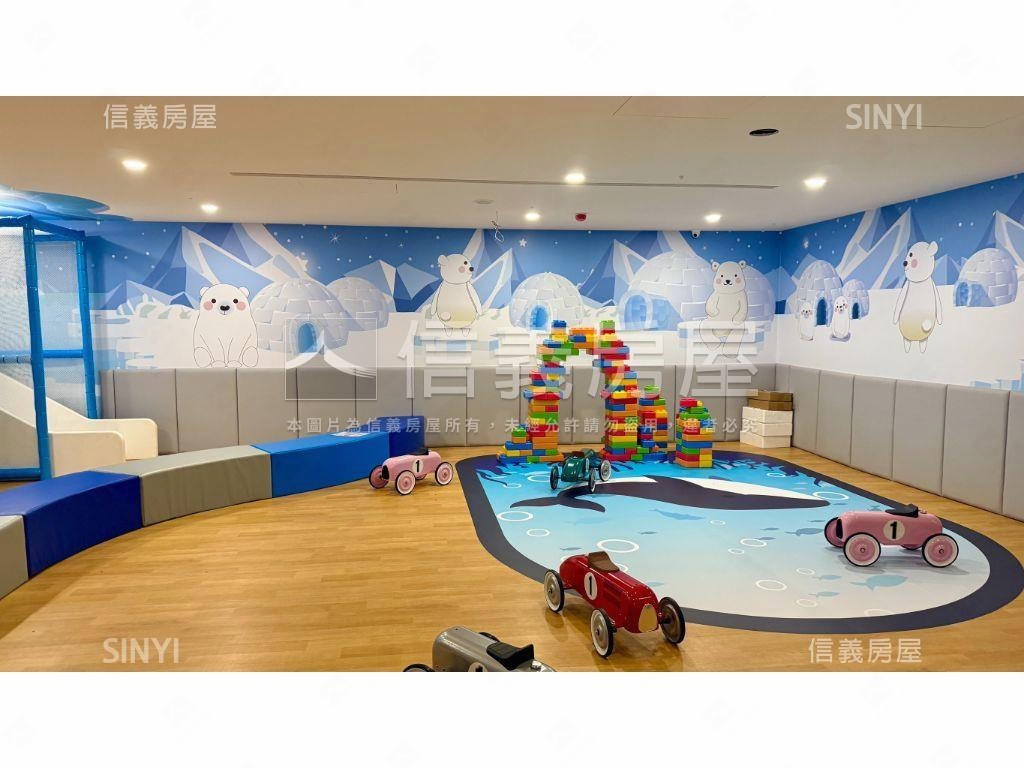 全新中高樓層兩房平車房屋室內格局與周邊環境