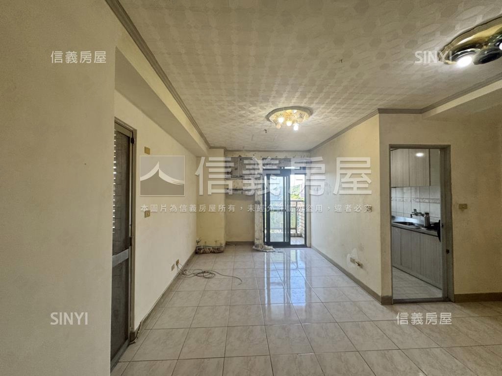 安樂區方正採光三房房屋室內格局與周邊環境