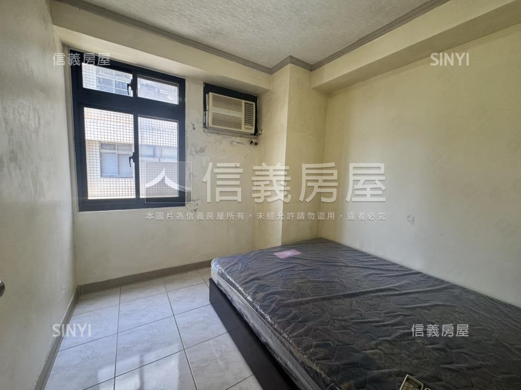 安樂區方正採光三房房屋室內格局與周邊環境
