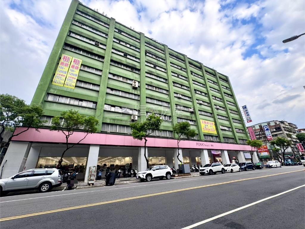 誠家興３房車位。高樓美景房屋室內格局與周邊環境