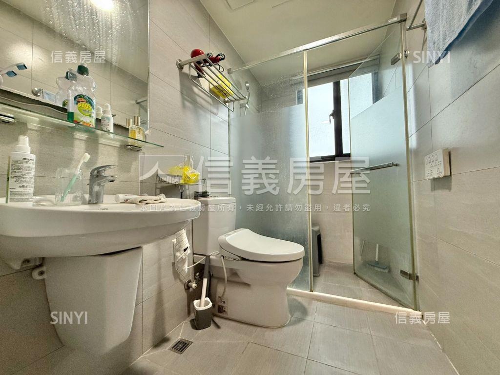 皇普文苑｜景觀三房雙平車房屋室內格局與周邊環境