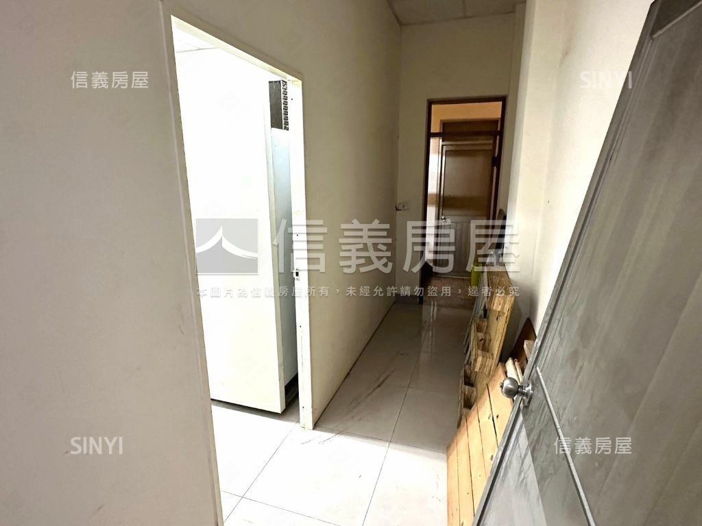 前後雙臨路大地坪透天店面房屋室內格局與周邊環境