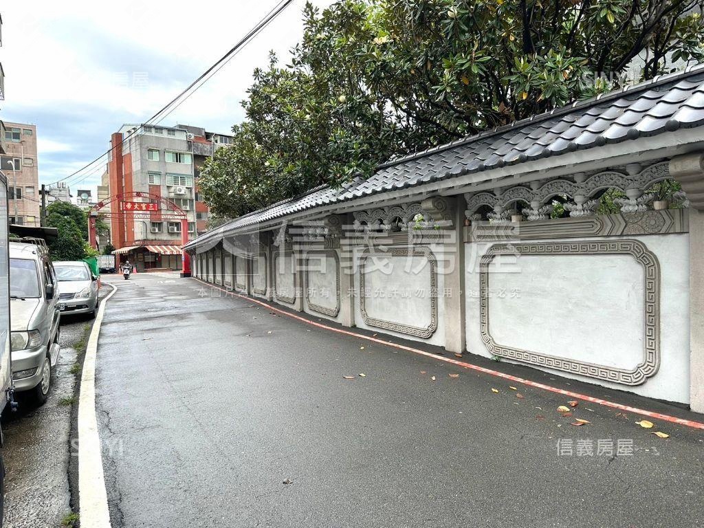 前後雙臨路大地坪透天店面房屋室內格局與周邊環境