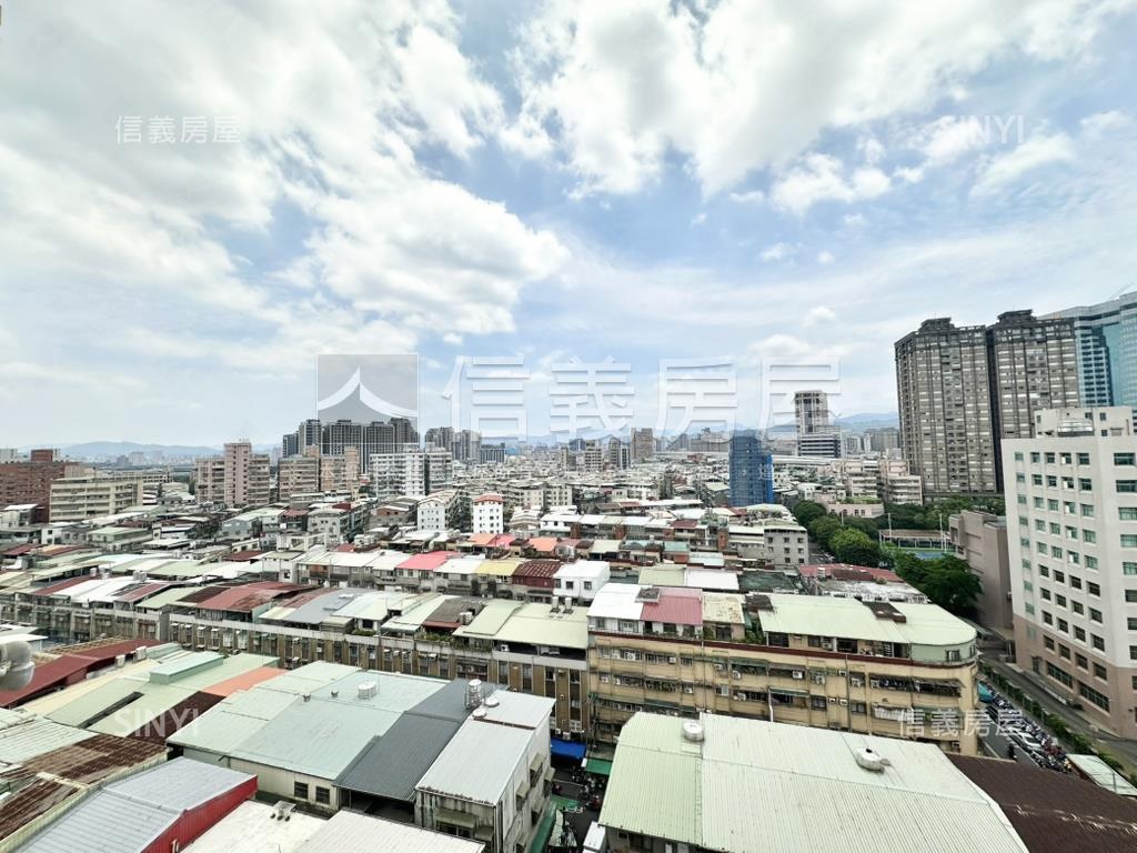 豪景皇翔凱旋門房屋室內格局與周邊環境