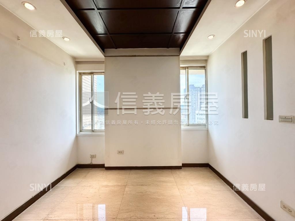 豪景皇翔凱旋門房屋室內格局與周邊環境